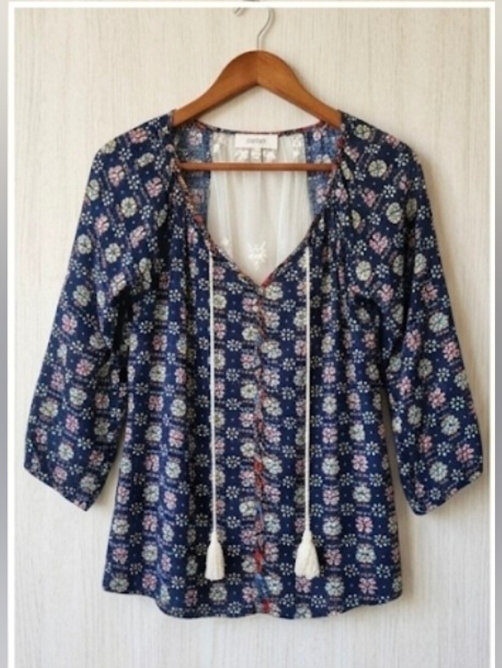 UMGEE Boho Floral Print 3/4 Sleeve Top with Sheer Lace Back - Size Small